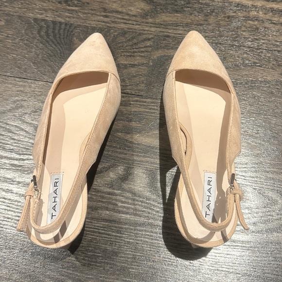 Tahari Beige or Nude Suede “Taron” Slingback Walkable Heel 6M - Picture 3 of 15
